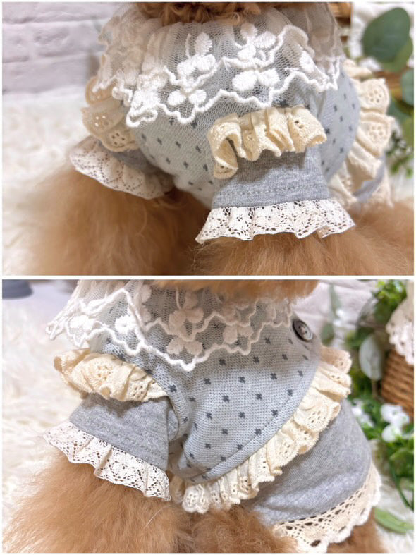 TaniWina Sweet Lace Button Shoulder Cape